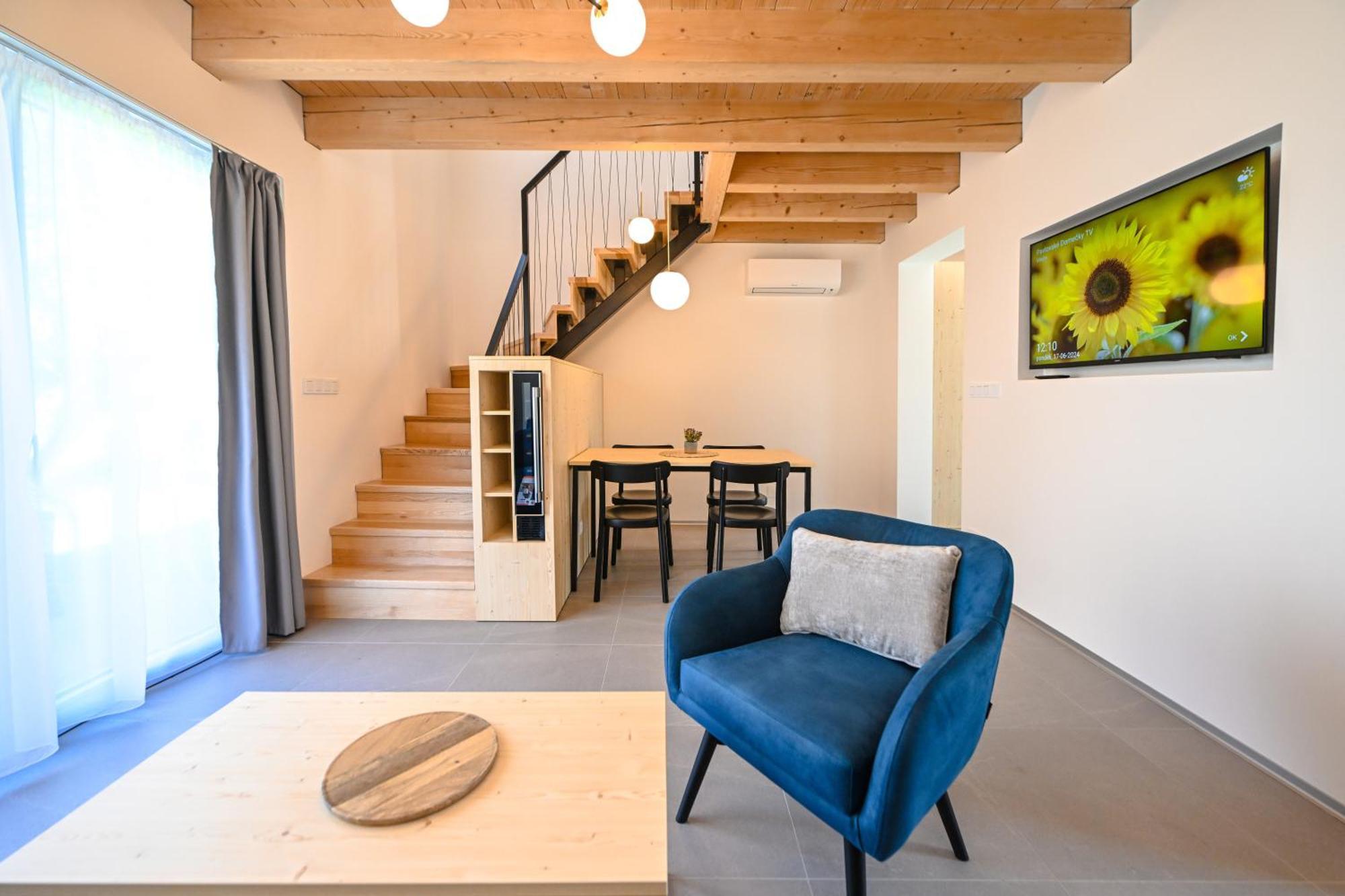Pavlovske Domecky Apartment